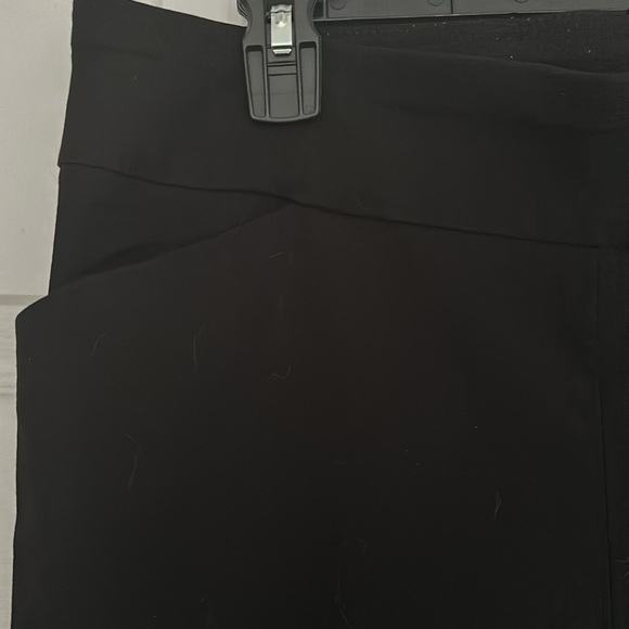 Black ankle pants - Picture 2 of 5